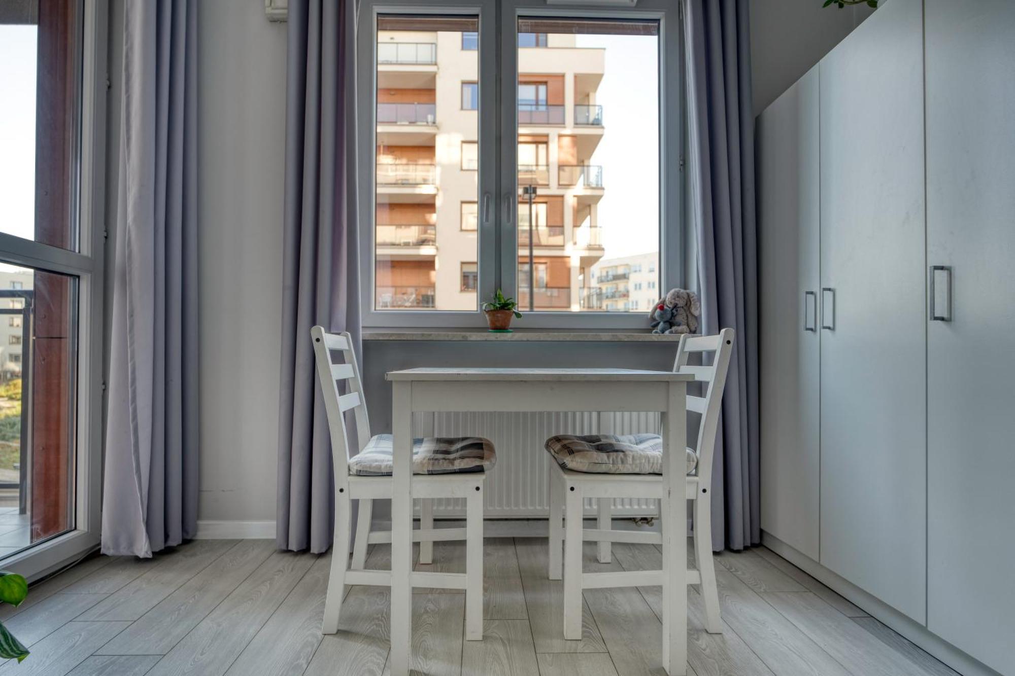 Airport Residence Green Warschau Exterior foto